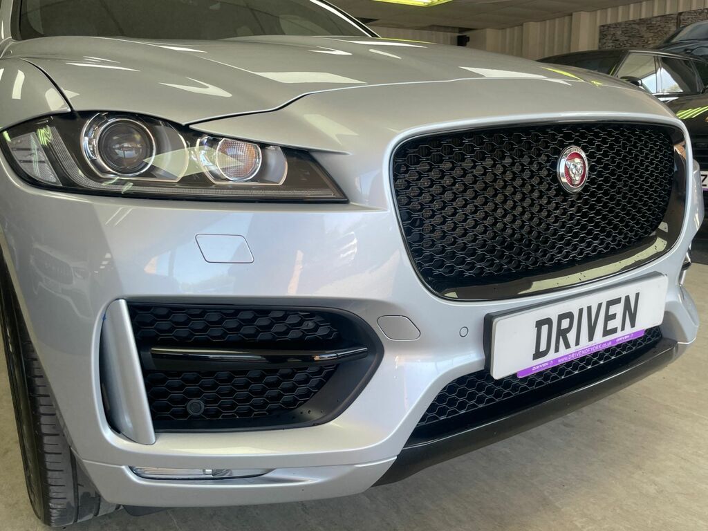 Jaguar F-Pace Diesel LC19HUJ Silver #3