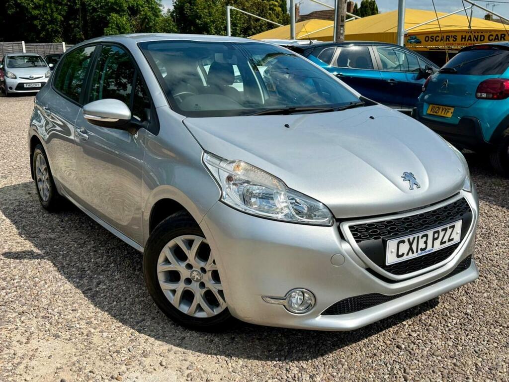 Peugeot 208 Hatchback 1.2 Vti Access Euro 5 201313 CX13PZZ Silver #2