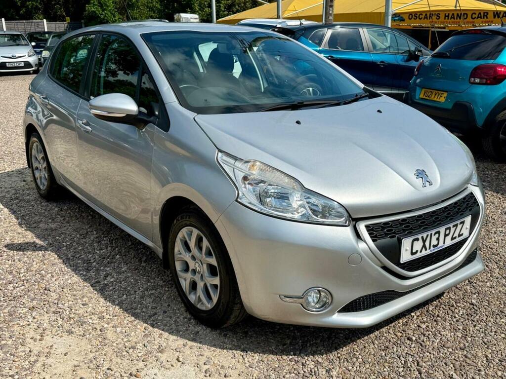 Peugeot 208 Hatchback 1.2 Vti Access Euro 5 201313 CX13PZZ Silver #3