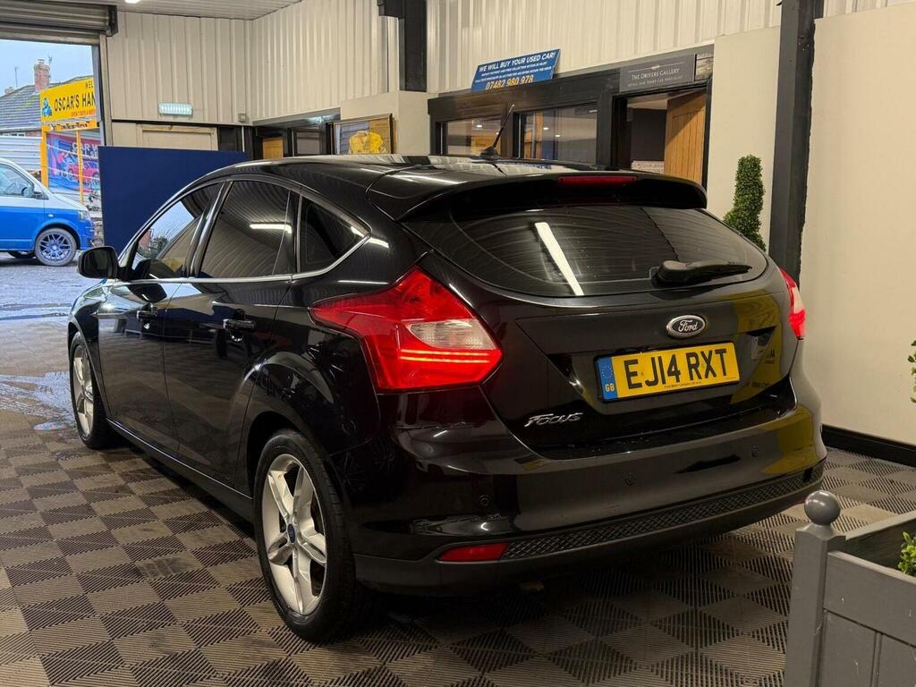 Ford Focus Hatchback 1.6 Tdci Titanium X Euro 5 Ss 20 EJ14RXT Black #3