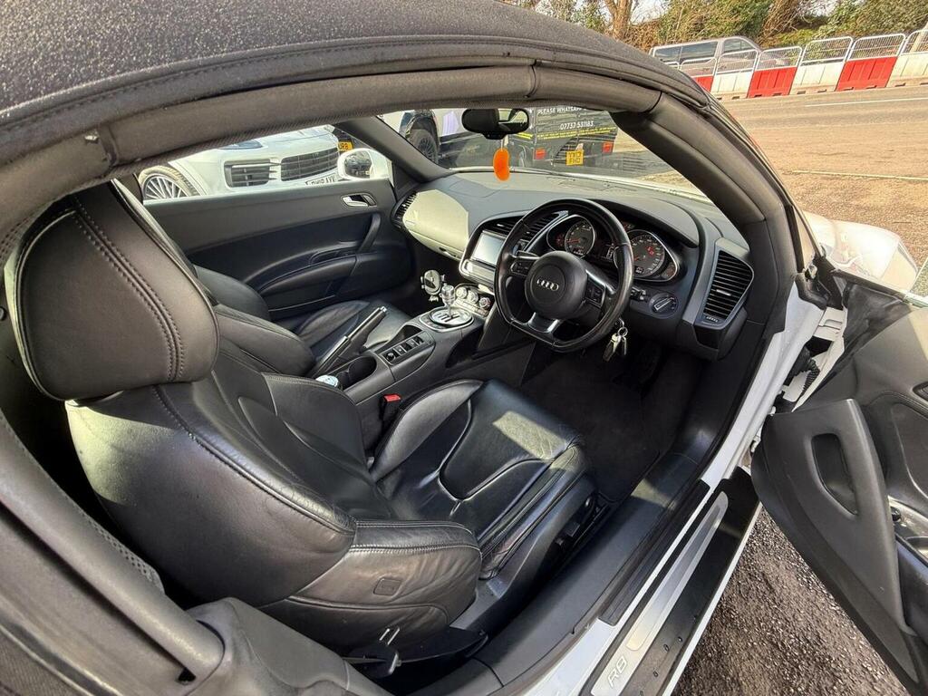 Audi R8 Convertible 4.2 Fsi V8 Spyder Quattro Euro 5 White #4
