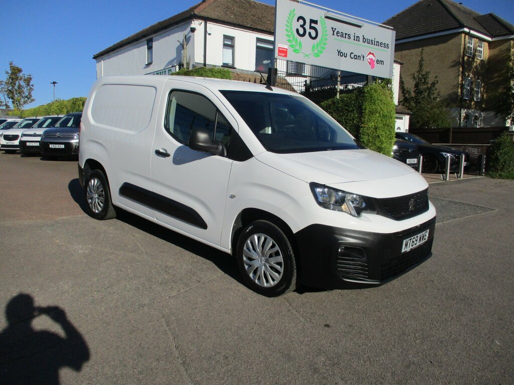 Peugeot Partner 1.5 Bluehdi 1000 Professional Standard Panel Van 5 MT69WWE White #2