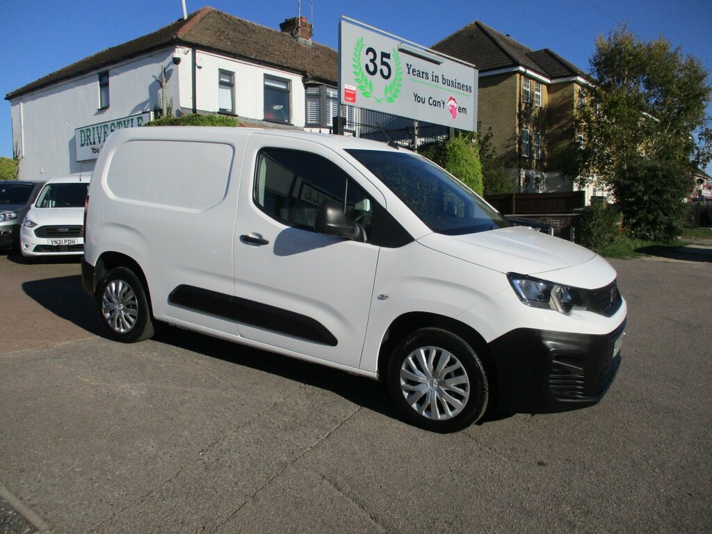 Peugeot Partner 1.5 Bluehdi 1000 Professional Standard Panel Van 5 MT69WWE White #3