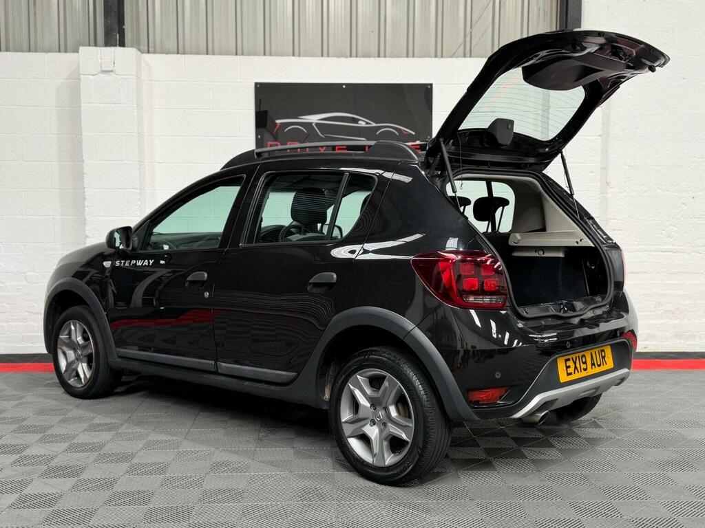 Dacia Sandero Stepway 0.9 Tce Comfort Euro 6 Ss EX19AUR Black #4