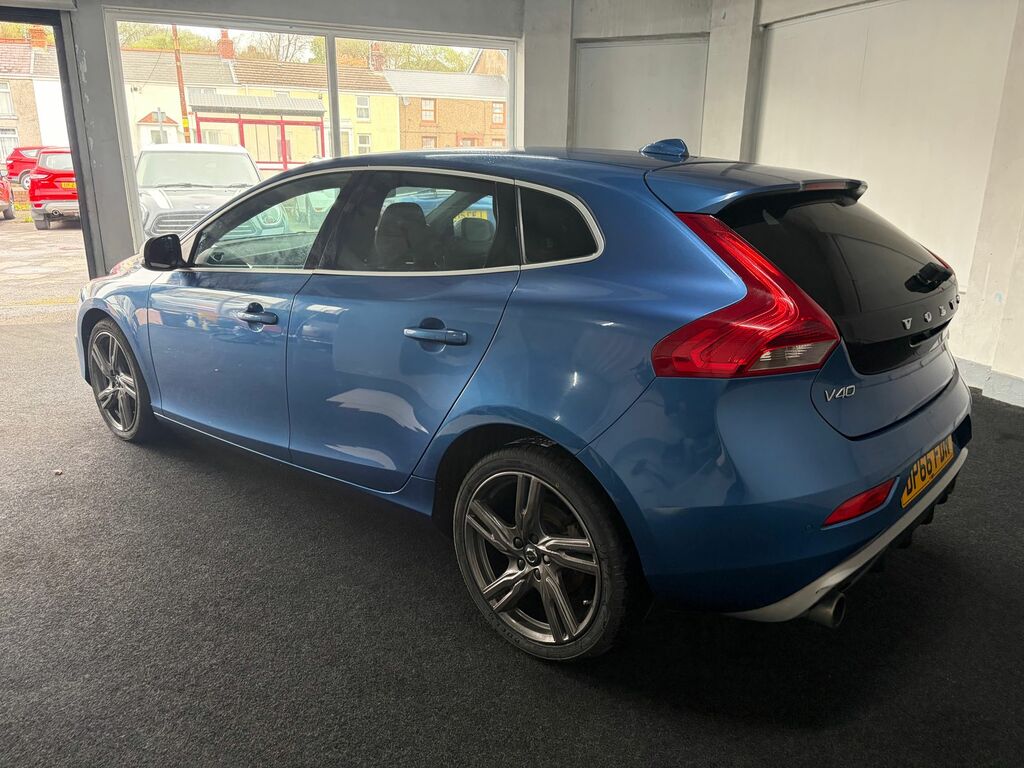 Volvo V40 2.0 D2 R-design Pro Hatchback Eu DP66FDN Blue #5