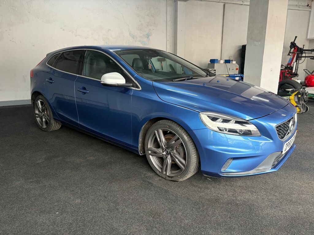 Volvo V40 2.0 D2 R-design Pro Hatchback Eu DP66FDN Blue #3