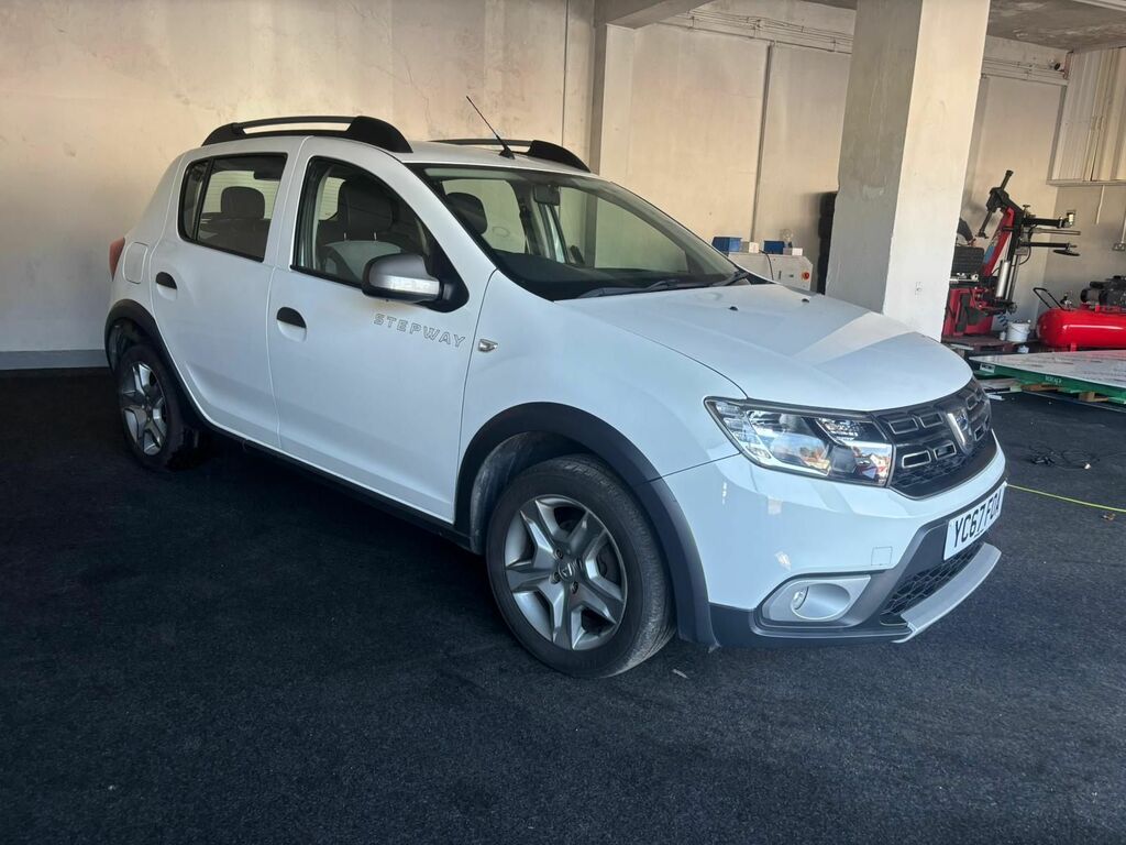 Dacia Sandero Stepway 0.9 Tce Ambiance Hatchback Euro YC67FOA White #4