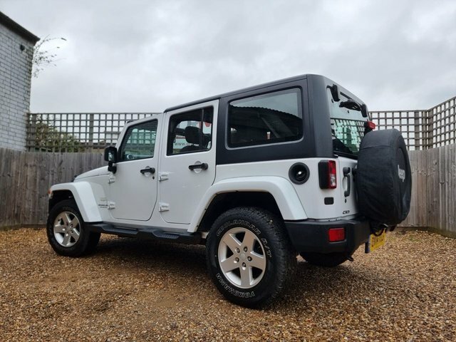 Jeep Wrangler 2.8 Crd Sahara Suv 4Wd Euro 5 197 OV14TOJ White #4
