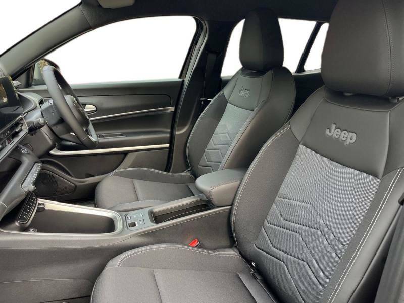 Jeep Avenger 1.2 E-hybrid Summit Suv Hybrid E-dct Eu Black #2