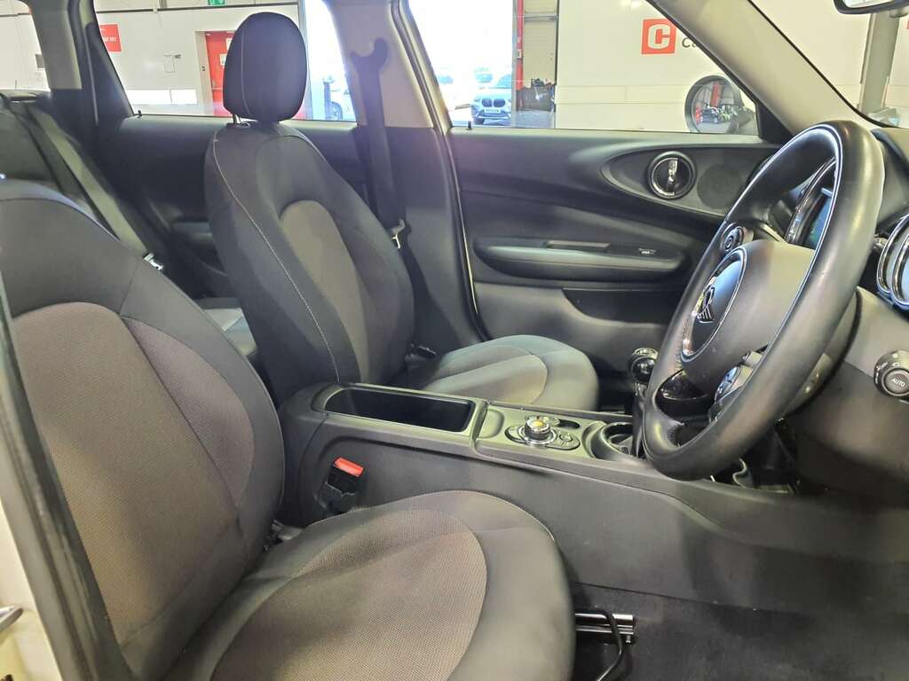 Mini Clubman One YK18TBR White #6