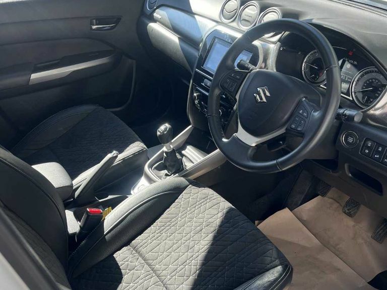 Suzuki Vitara Sz5 Boostjet Mhev SL23CXN White #6