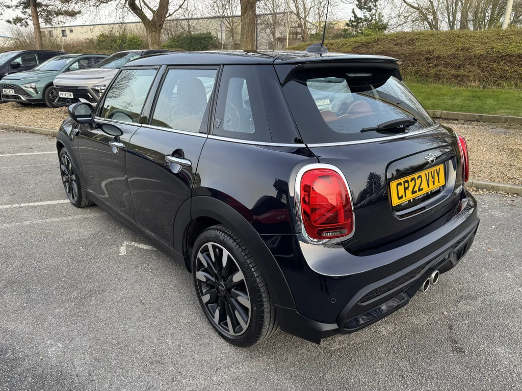 Mini Hatch 2.0 Cooper S Exclusive Comfortnav Pack CP22VVY Blue #5