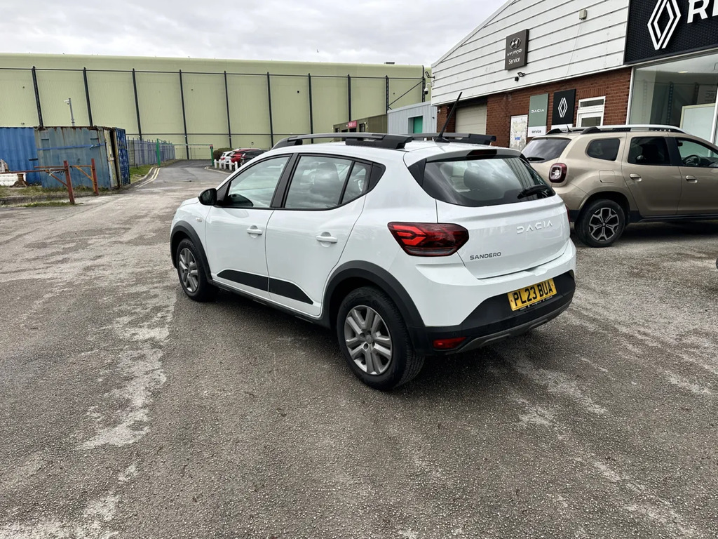 Dacia Sandero Stepway 1.0 Tce Bi-fuel Expression PL23BUA White #3