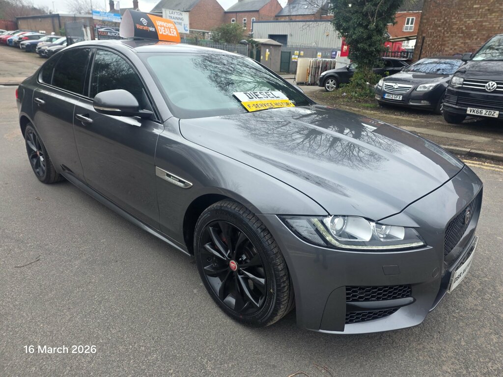 Jaguar XF 2.0D R-sport Saloon Euro 6 Ss YM66FTF Grey #4
