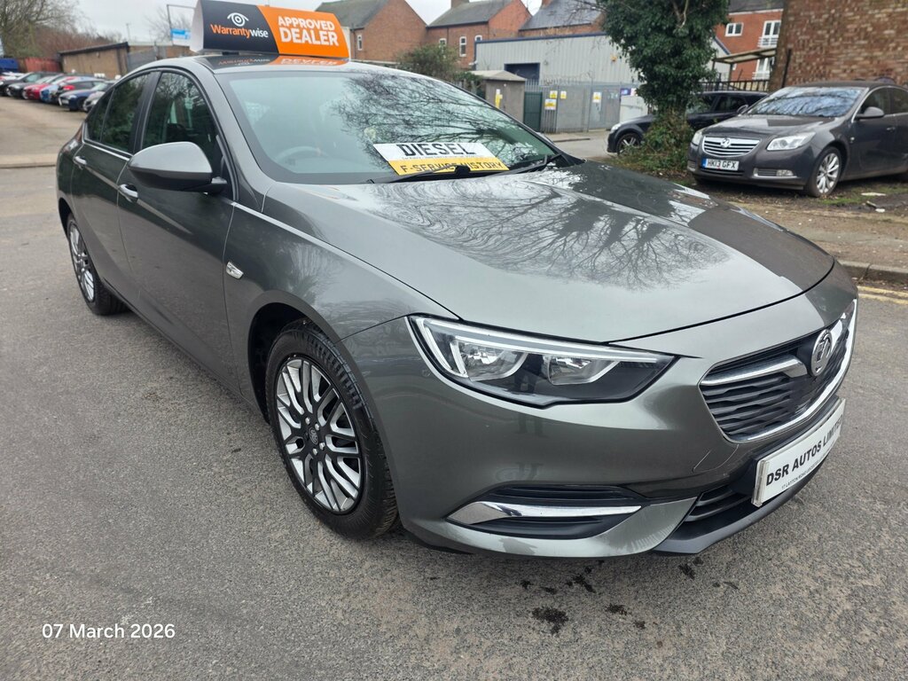 Vauxhall Insignia 1.6 Turbo D Ecotec Design Nav Grand Sport Dies VN18XJK Grey #3