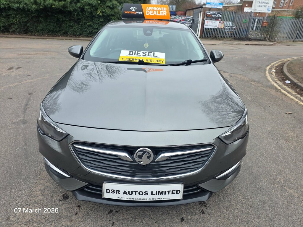 Vauxhall Insignia 1.6 Turbo D Ecotec Design Nav Grand Sport Dies VN18XJK Grey #2