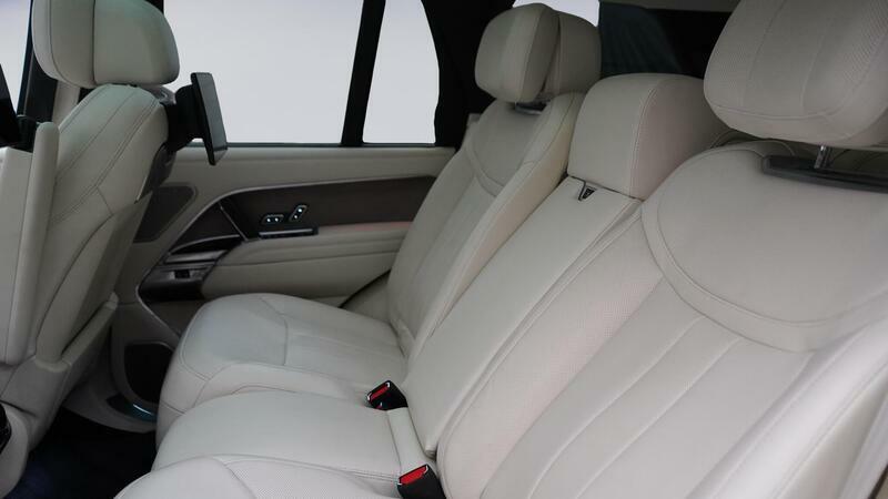 Land Rover Range Rover 3.0 D350 First Edition FM72MZW Black #3