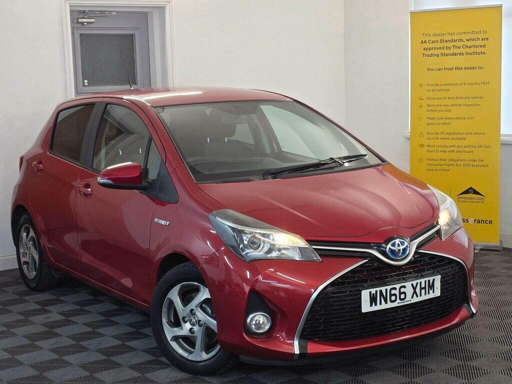 Toyota Yaris 1.5 Vvt-h Icon E-cvt Euro 6 WN66XHM Red #3