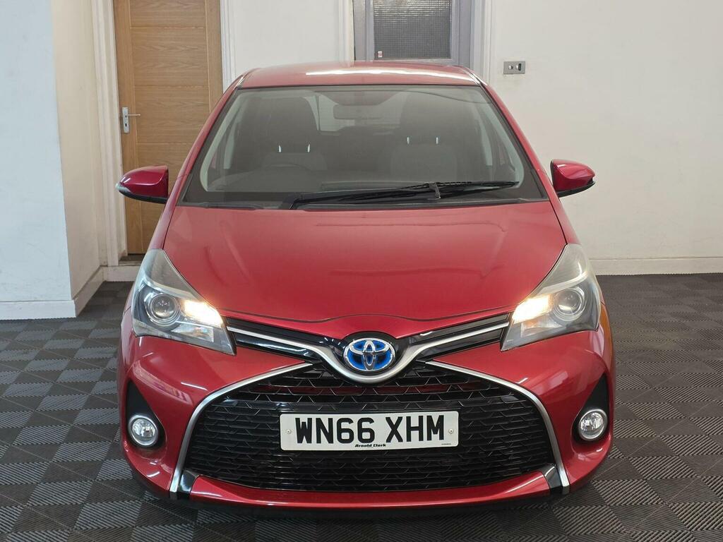Toyota Yaris 1.5 Vvt-h Icon E-cvt Euro 6 WN66XHM Red #2