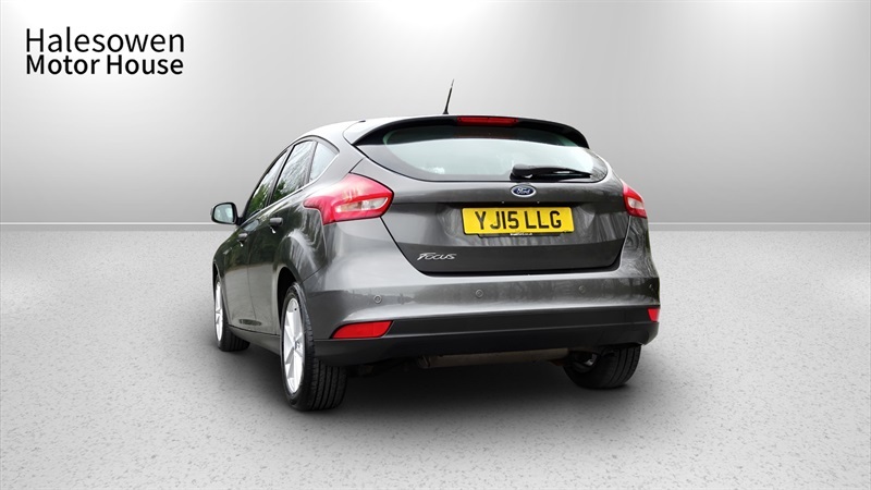 Ford Focus 1.6 Zetec Hatchback Powershift Euro 6 Grey #4
