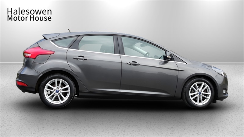 Ford Focus 1.6 Zetec Hatchback Powershift Euro 6 Grey #3
