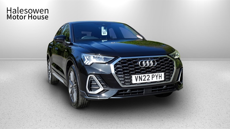 Audi Q3 1.5 Tfsi Cod 35 S Line Sportback S Tron Black