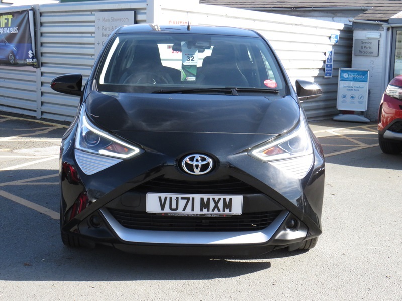 Toyota Aygo 1.0 Vvt-i X-play Hatchback X-shift Euro VU71MXM Black #2