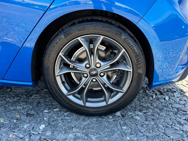 Ford Focus 1.0T Ecoboost St-line Hatchback BF69VNJ Blue #6