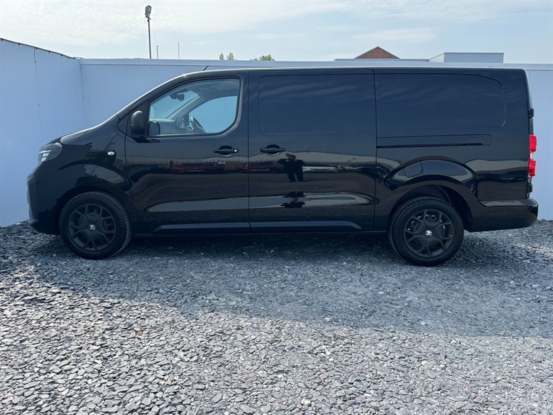 Vauxhall Vivaro 1.5 Turbo D Pro XL Panel Van 6Dr Lwb AK74LTA Black #4