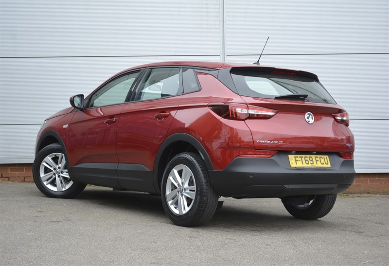 Vauxhall Grandland 1.2 Turbo Gpf Se Suv Euro 6 Ss FT69FCU Red #4
