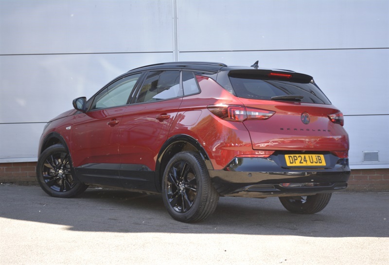Vauxhall Grandland 1.6 14.2Kwh Gs Suv Plug-in Hybrid DP24UJB Red #4