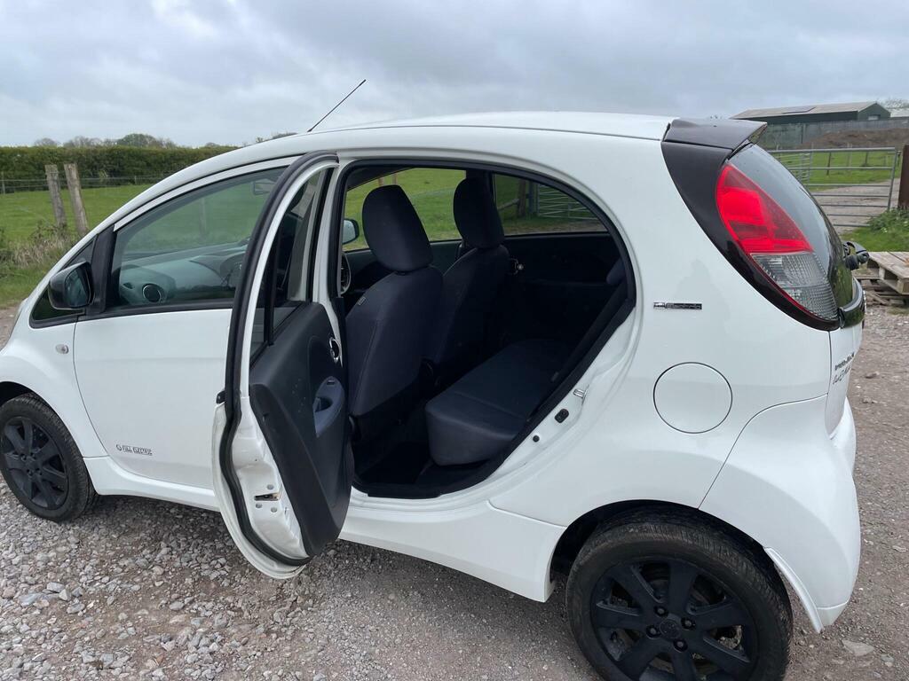 Peugeot ION Auto 5dr Silver #16