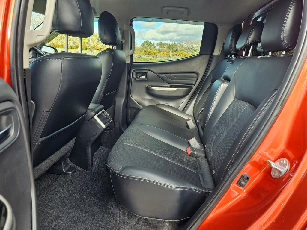 Mitsubishi L200 2.2 Barbarian Di-d No Vat 03 12 2020 Orange #4