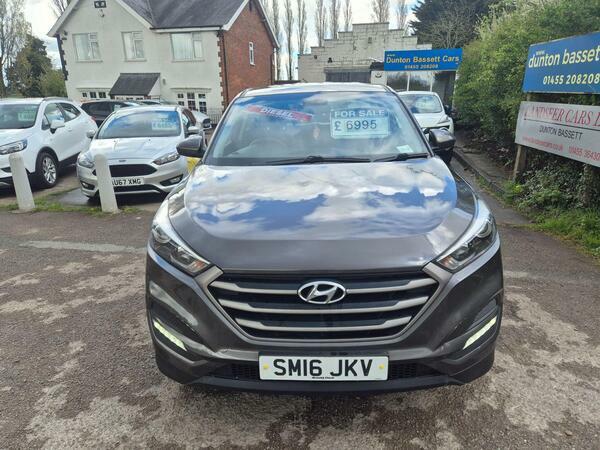 Hyundai Tucson 1.7 Crdi Blue Drive S Euro 6 Ss SM16JKV Grey #2