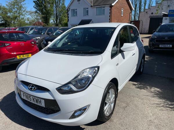 Hyundai Ix20 1.4 Active Euro 5 White #2