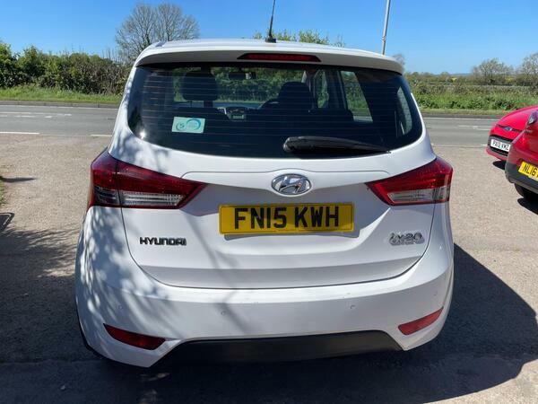 Hyundai Ix20 1.4 Active Euro 5 White #5