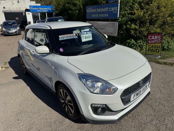 Suzuki Swift 1.2 Dualjet Attitude Euro 6 Ss White