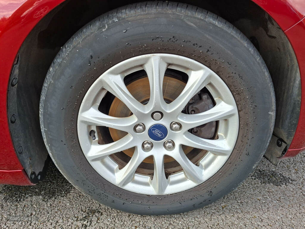Ford Mondeo 1.5 Tdci Econetic Zetec GGZ4026 Red #6