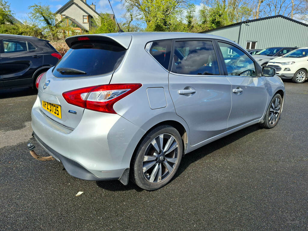 Nissan Pulsar 1.5 Dci Tekna XFZ3735 Silver #5