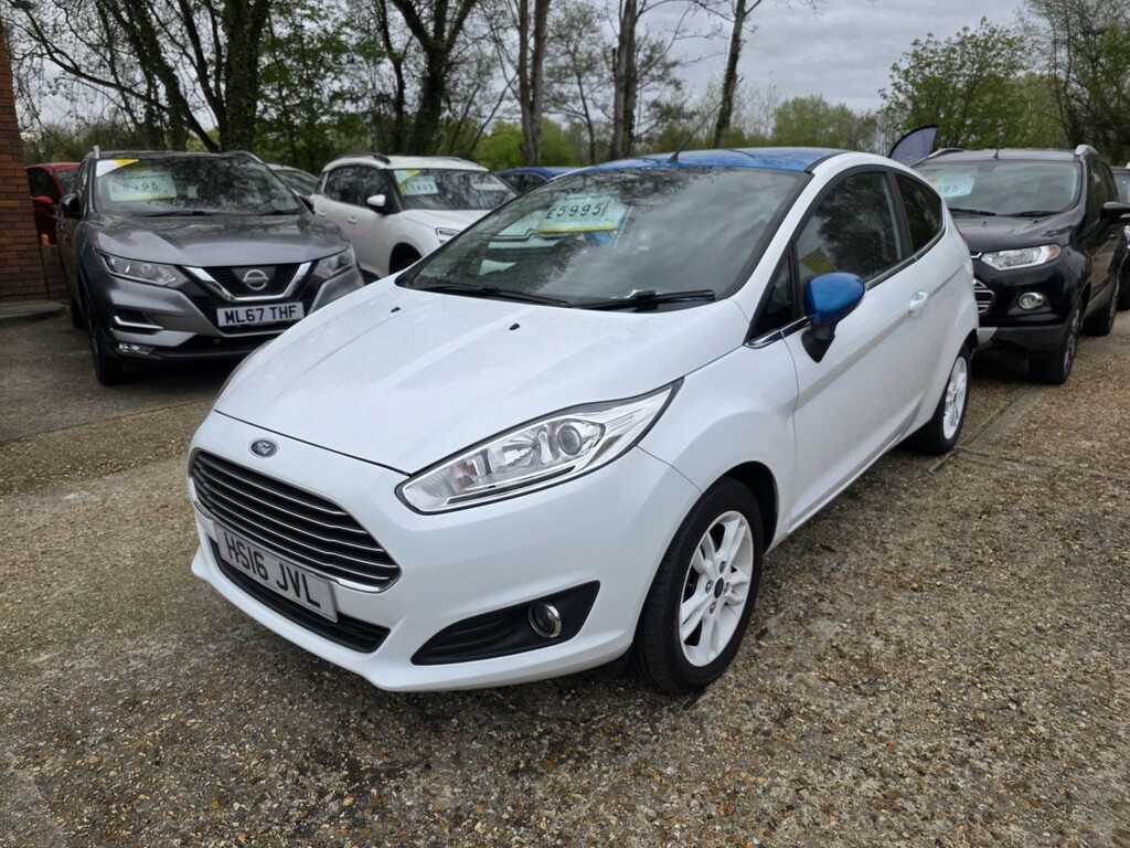Ford Fiesta Hatchback 1.0 T Ecoboost Zetec White Edition 2016 HS16JVL White