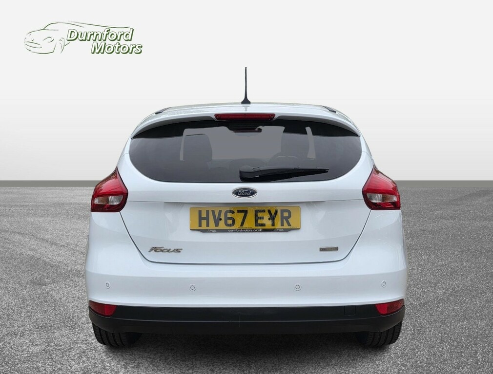 Ford Focus Hatchback 1.0 T Ecoboost Zetec Edition 201767 HV67EYR White #5
