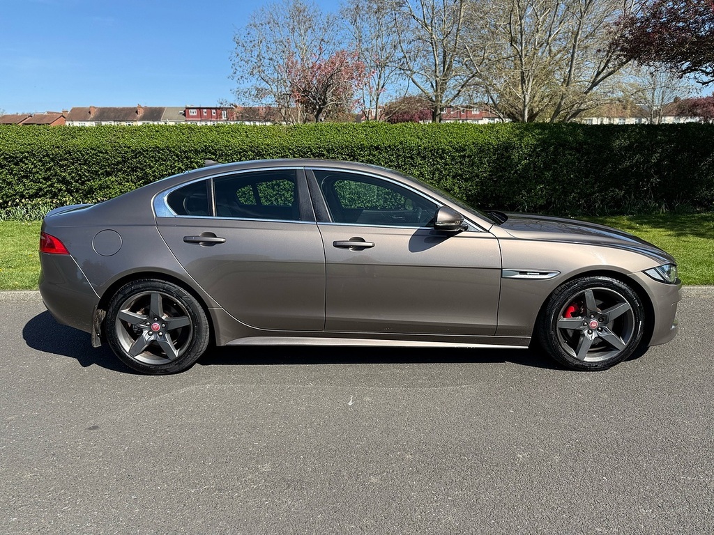 Jaguar XE D R-sport U3371 Ulez FA15RZY Brown #2
