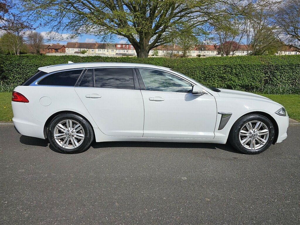 Jaguar XF D Luxury U3350 K222CSG White #2