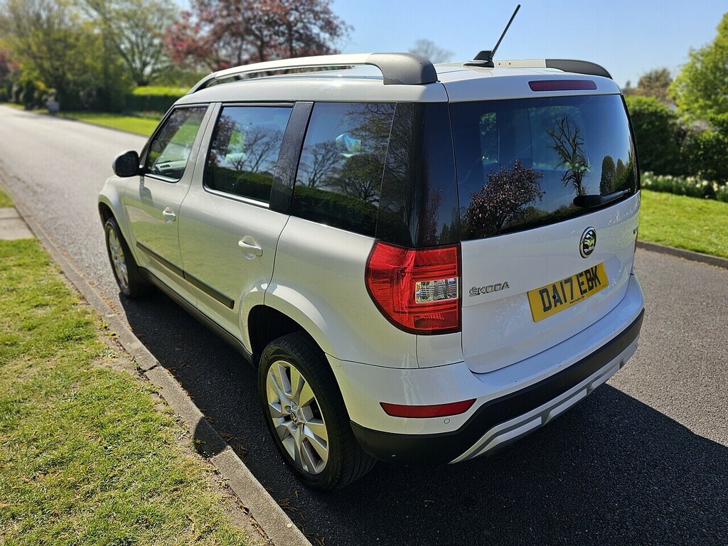 Skoda Yeti Tsi Se L Drive U3372 Ulez DA17EBK White #6
