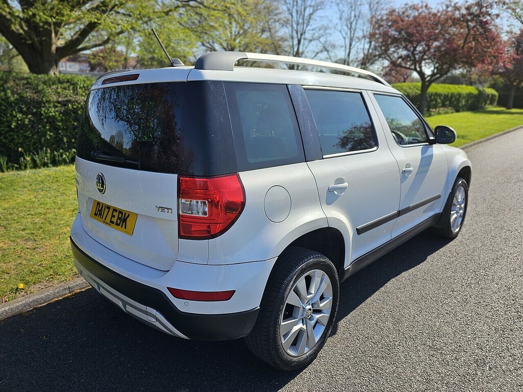 Skoda Yeti Tsi Se L Drive U3372 Ulez DA17EBK White #3