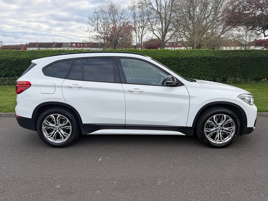 BMW X1 18D Sport U3369 Ulez RJ66DXZ White #2