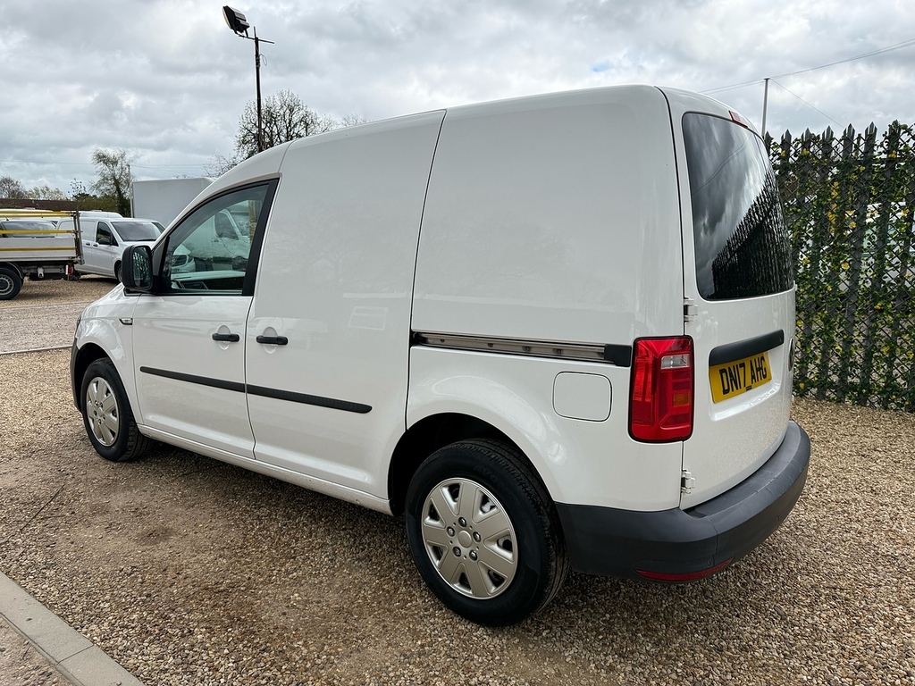 Volkswagen Caddy 2.0 Tdi C20 Bluemotion Tech Startline L1 H1 Swb P DN17AHG White #3