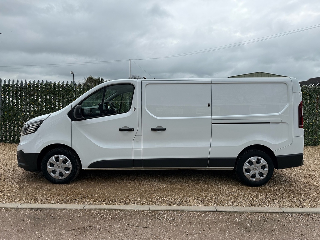 Renault Trafic 2.0 Dci Blue Ll30 Business L2 H2 Lwb Panel Van - HK23WDX White #6
