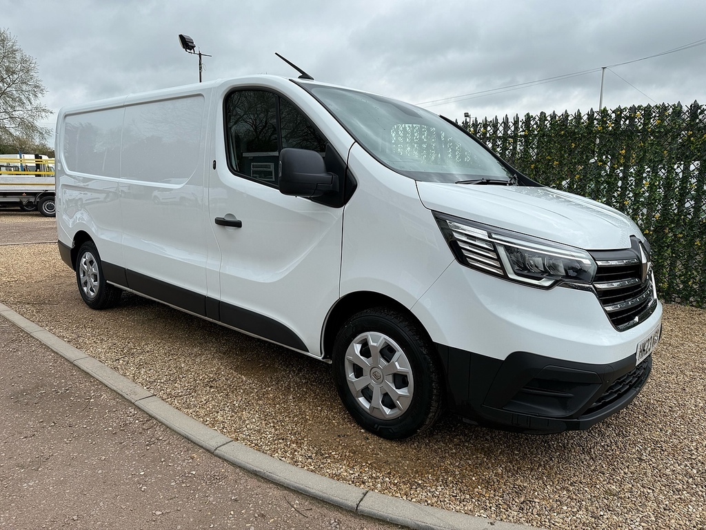 Renault Trafic 2.0 Dci Blue Ll30 Business L2 H2 Lwb Panel Van - White