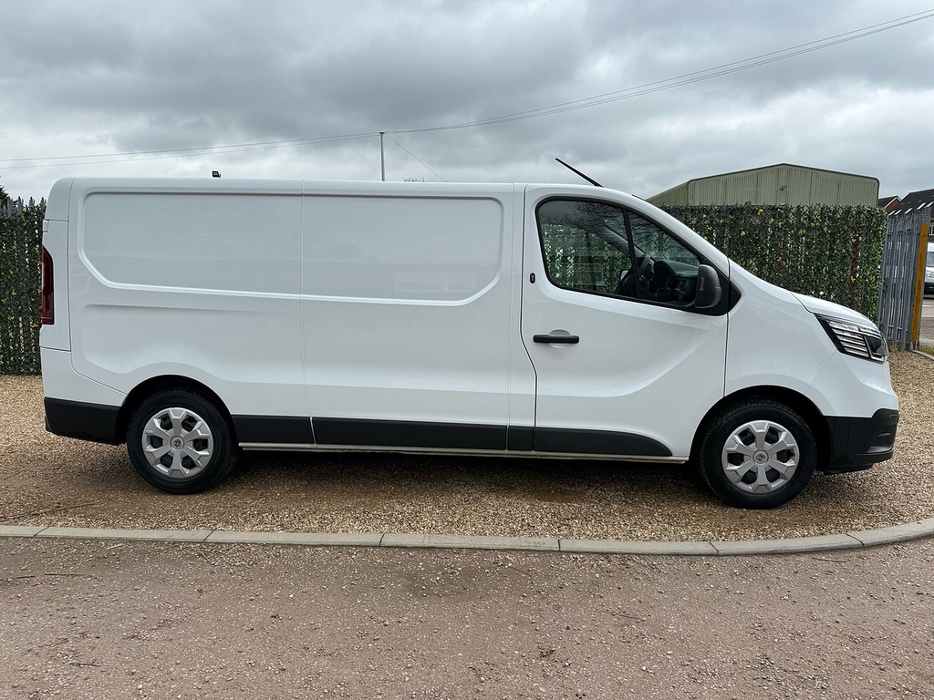 Renault Trafic 2.0 Dci Blue Ll30 Business L2 H2 Lwb Panel Van - HK23WDX White #5